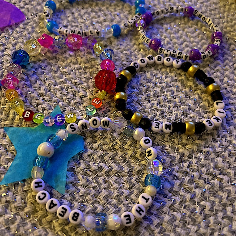 Friendship Trading Bracelets 🫶🏼